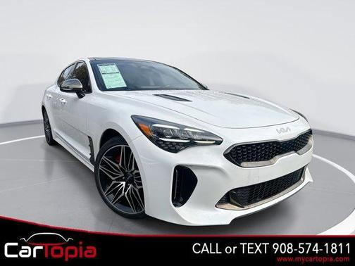 2022 Kia Stinger GT1