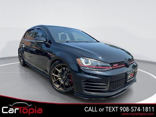 2017 Volkswagen Golf GTI SE 4-Door
