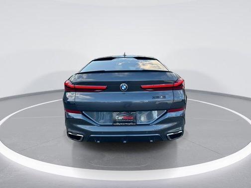 2020 BMW X6 M50i
