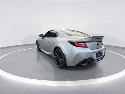 2024 Toyota GR86 Premium