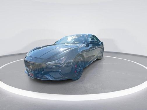 2022 Maserati Ghibli Modena Q4