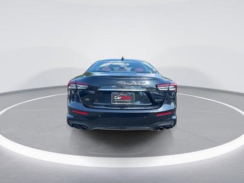 2022 Maserati Ghibli Modena Q4
