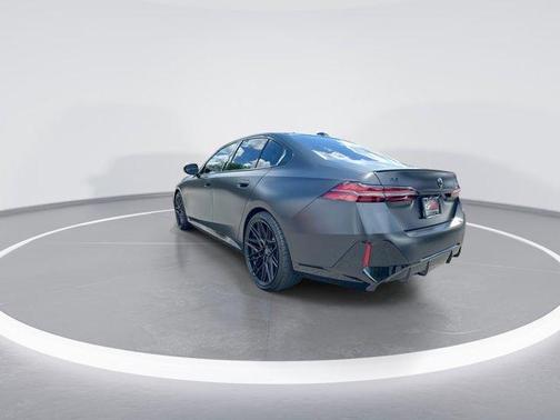 2024 BMW i5 M60