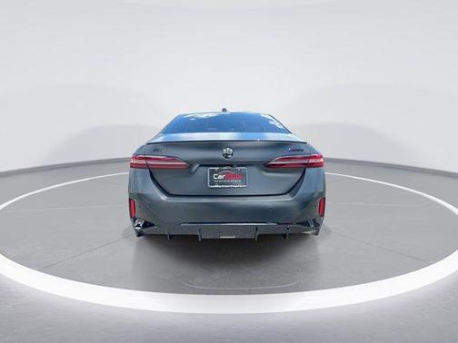 2024 BMW i5 M60