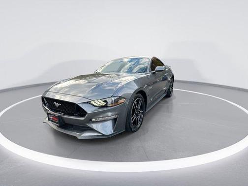2022 Ford Mustang