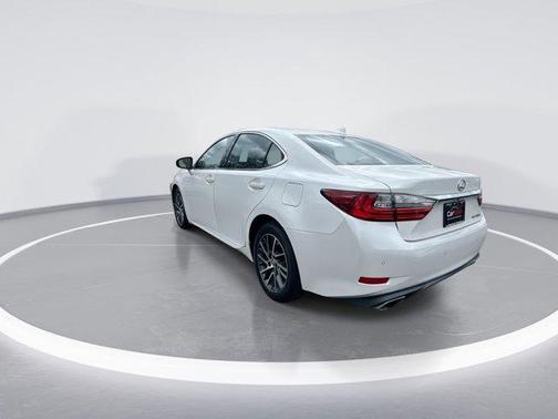 2017 Lexus ES 350 Base