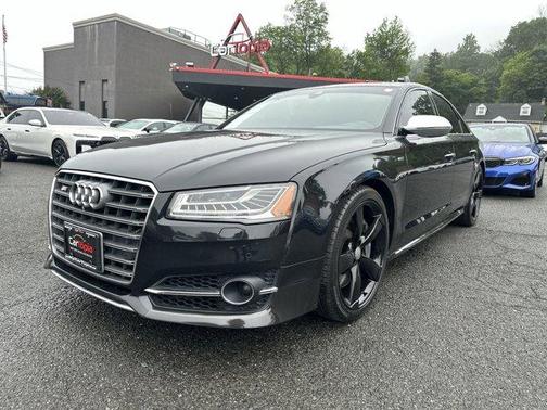 2015 Audi S8 4.0T quattro