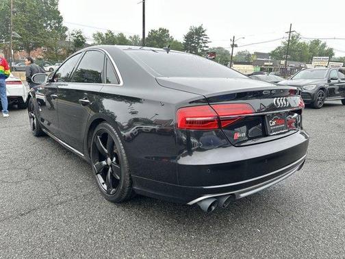 2015 Audi S8 4.0T quattro