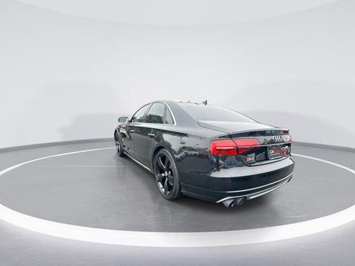 2015 Audi S8 4.0T quattro