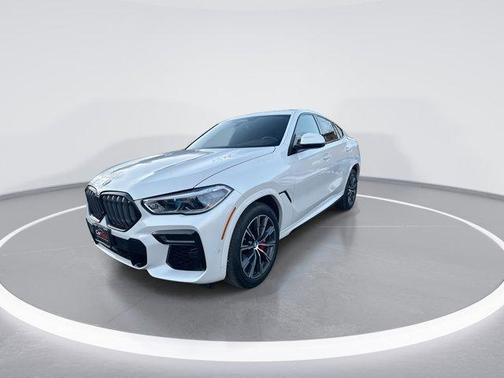 2023 BMW X6 M50i