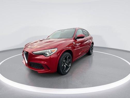 2019 Alfa Romeo Stelvio Quadrifoglio