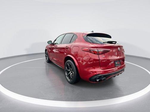 2019 Alfa Romeo Stelvio Quadrifoglio