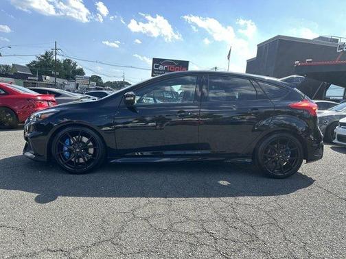 2017 Ford Focus RS Base
