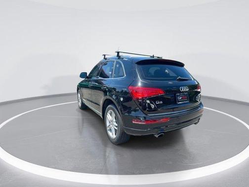 Brilliant Black 2017 Audi Q5 2.0T Premium Plus