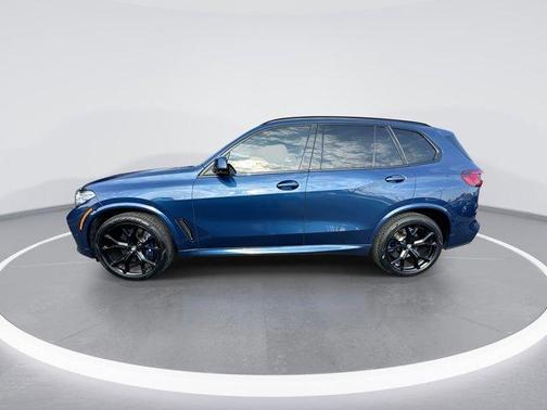 2020 BMW X5 M50i