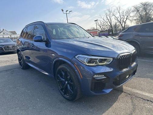 2020 BMW X5 M50i