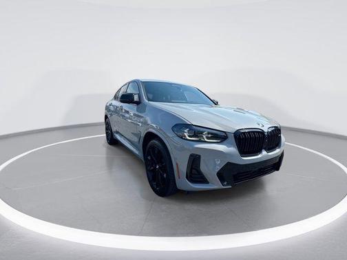 Gray Metallic 2024 BMW X4 M40i