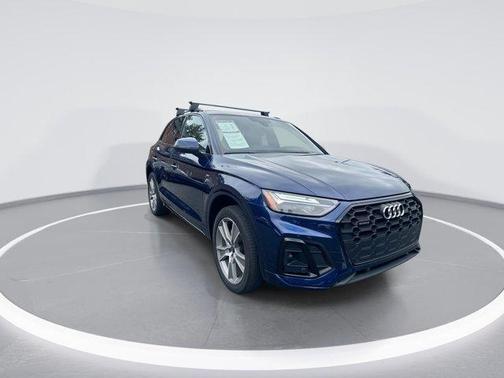 Navarra Blue Metallic 2025 Audi Q5 45 S line quattro Premium