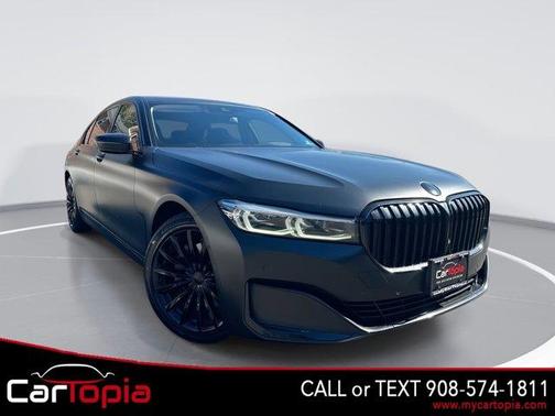 2020 BMW 740 i
