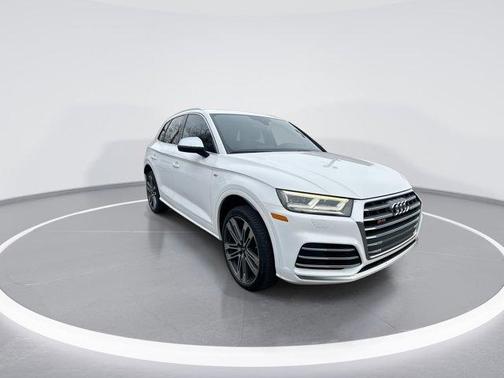 2018 Audi SQ5 3.0T Premium Plus