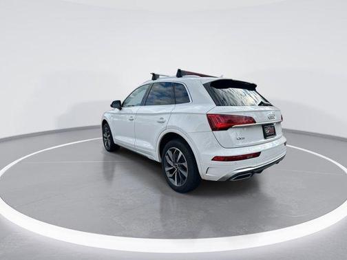 2022 Audi Q5 45 S line Premium Plus