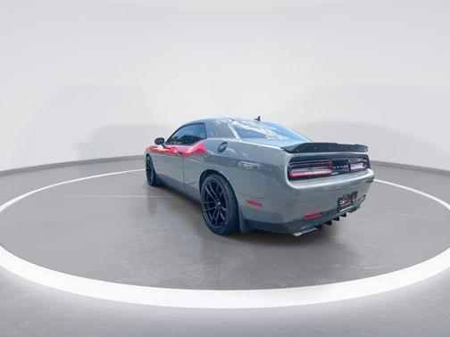 2017 Dodge Challenger R/T 392