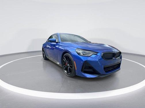 2022 BMW 230 i