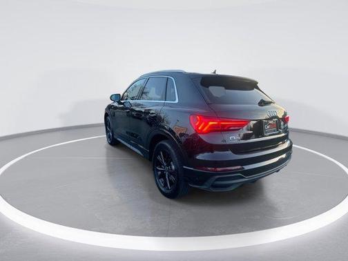 2025 Audi Q3 45 S line Premium