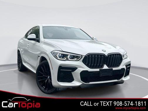 Mineral White Metallic 2023 BMW X6 M50i