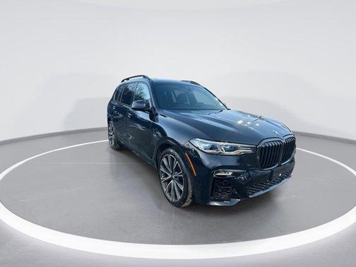 2021 BMW X7 M50i