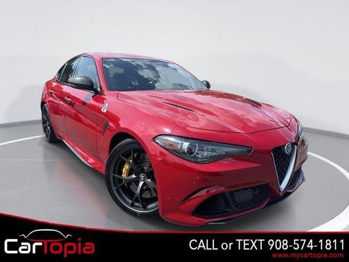 2018 Alfa Romeo Giulia Quadrifoglio