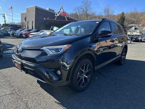 2017 Toyota RAV4 Hybrid SE