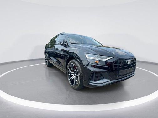 2020 Audi Q8 55 Premium Plus