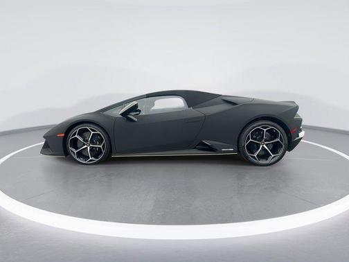 2020 Lamborghini Huracan EVO Base
