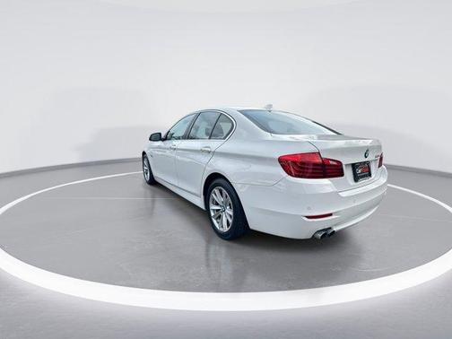 2016 BMW 528 i