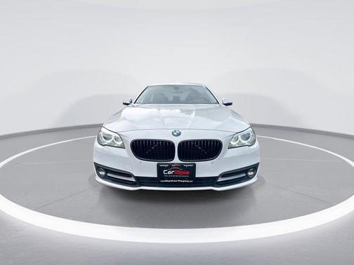 2016 BMW 528 i