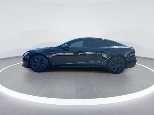 2022 Tesla Model S Base