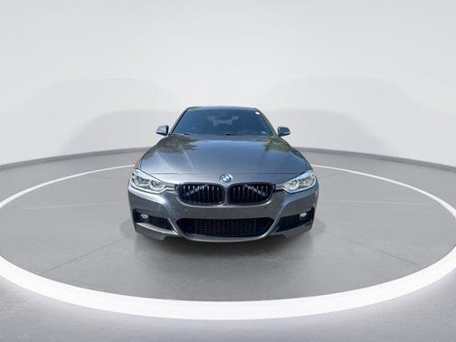 Mineral Gray Metallic 2018 BMW 340 i xDrive