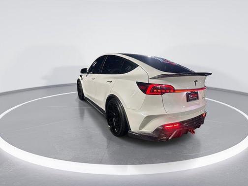 2024 Tesla Model Y Performance