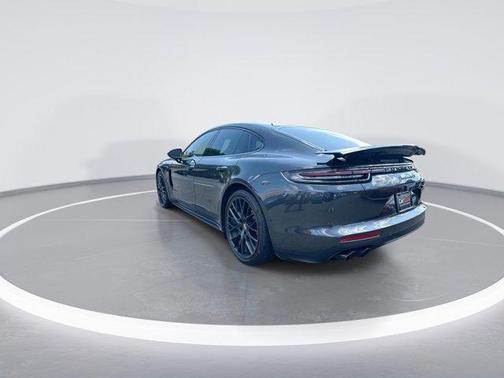 2020 Porsche Panamera GTS