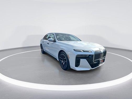 2024 BMW 740 i xDrive