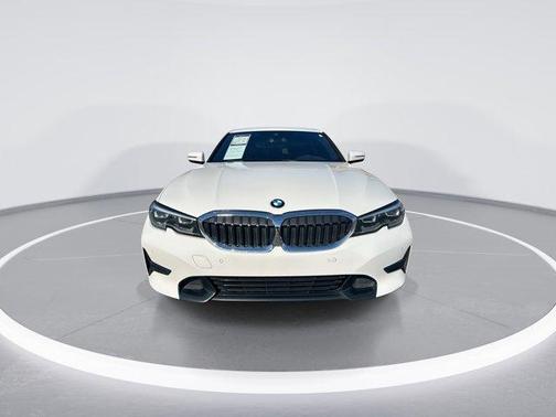 2019 BMW 330 i xDrive