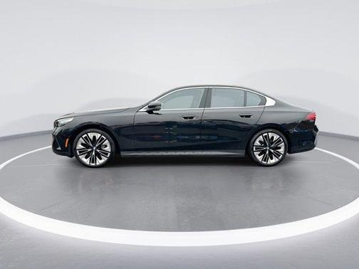 2024 BMW 540 i xDrive