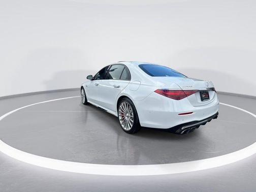 2024 Mercedes-Benz AMG S 63 E Base