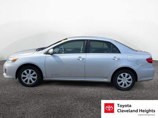 2011 Toyota Corolla LE