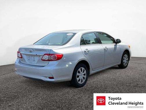 2011 Toyota Corolla LE