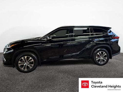 2021 Toyota Highlander Hybrid XLE