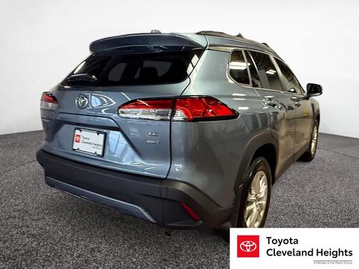 2024 Toyota Corolla Cross LE