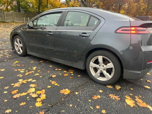 2013 Chevrolet Volt Base