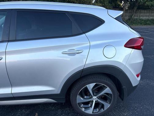 2017 Hyundai TUCSON Sport